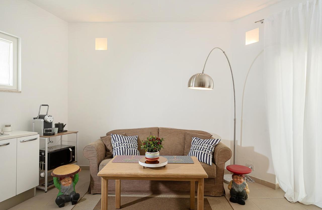 A Casarella In Piazzetta Apartment Capri Bagian luar foto